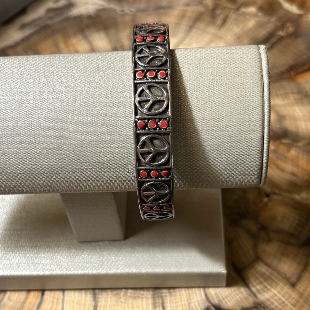Lucky Brand Silver Peace Sign Bangle Bracelet